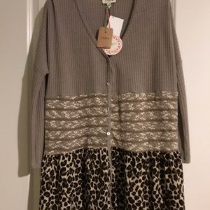 Top- great for jeans or leggings